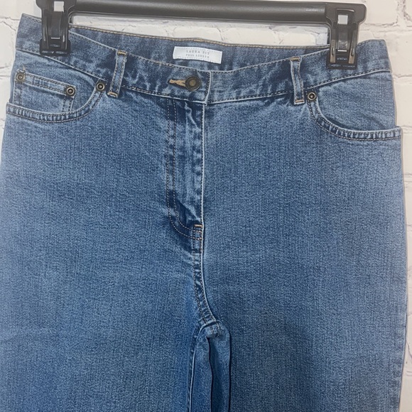 Size 2 Petite Charter Club Laura Fit Full Length jeans. Excellent condition - Picture 2 of 4
